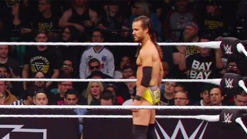 Hincha de Colo Colo en el evento central de NXT TakeOver New York