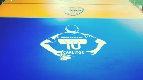La mesa personalizada de Carlos Tévez
