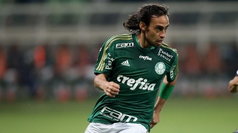 Valdivia siempre suena para volver a Palmeiras