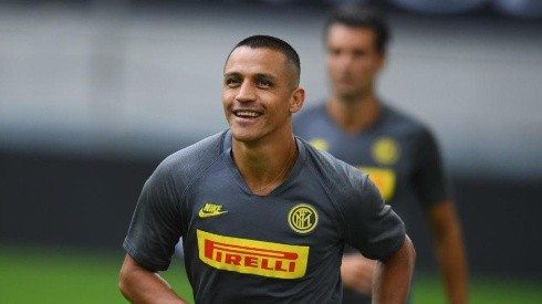 Alexis sonríe y podrá ser considerado para la gran final de la Europa League