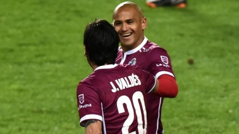 Jaime Valdés junto a Humberto Suazo