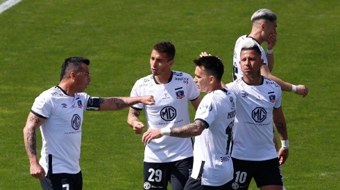 Colo Colo buscará salir de la crisis enfrentando a Deportes Antofagasta.