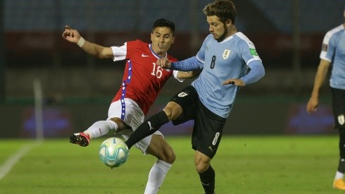 Chile cae contra Uruguay tras un paupérrimo arbitraje