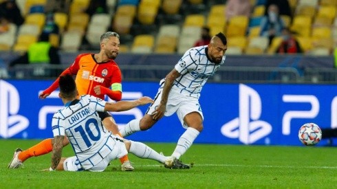Arturo Vidal jugó 78 minutos y vio amarilla ante el Shakhtar Donetsk.
