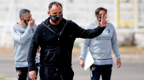 José Luis Sierra - entrenador de Palestino | Foto: Agencia Uno