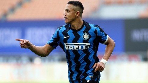 Alexis Sánchez puede continuar en el Inter