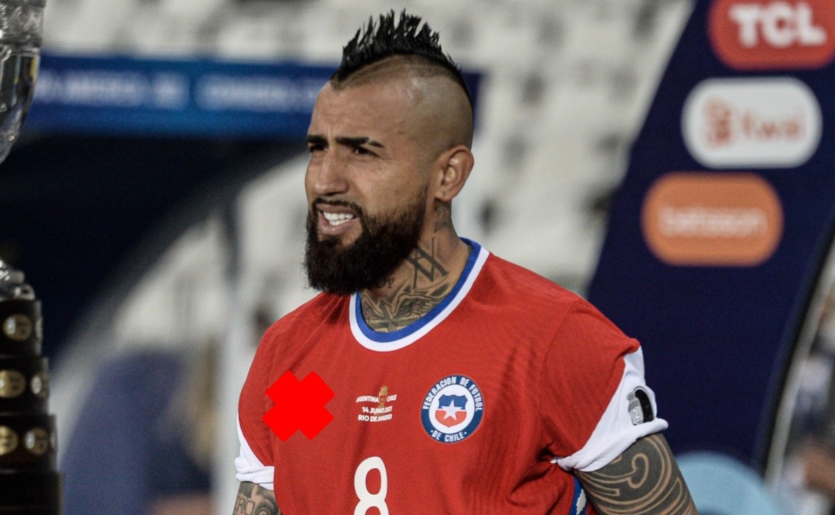 Afectar Repelente piano Chile vs Bolivia: La Roja amenaza con jugar con el Nike de tapado en  camiseta