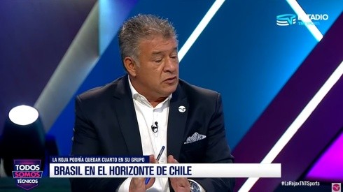 Borghi cree que Chile ha obtenido mejores resultados con tres en el fondo | Foto: captura