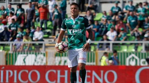 Javier Parraguez podría retornar a Santiago Wanderers | Foto: Agencia Uno