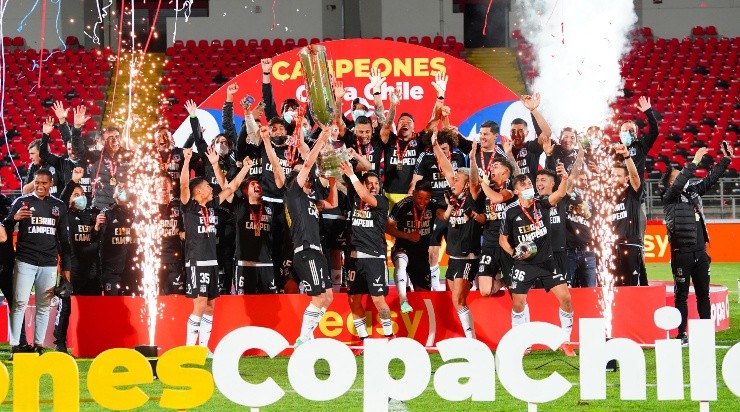 El Cacique levantó en Talca su 13° Copa Chile de la historia. | Foto: Guillermo Salazar.