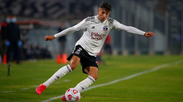 Jeyson Rojas es el jugador albo Sub21 que más minutos juveniles ha visto en este 2021. | Foto: Colo Colo.