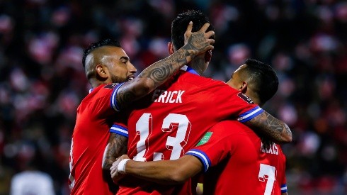 Chile goleó a Venezuela y se metió en la pelea por ir a Qatar.