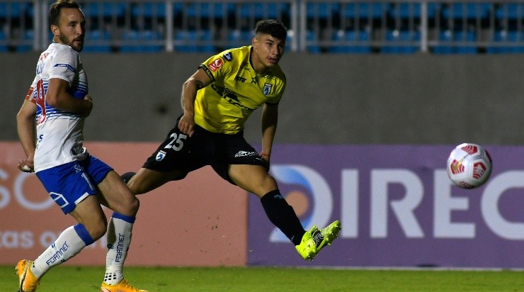 Oroz tuvo buenos números personales en Deportes Iquique, jugando 31 partidos y anotando ocho goles. | Foto: Agencia UNO.