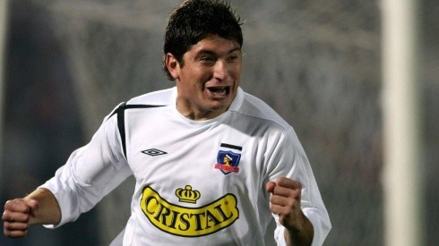 Miguel Aceval convirtió uno de los penales más recordados en Colo Colo.