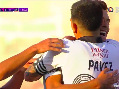 Villanueva puso el 1 a 0 y celebró con un lindo abrazo junto a Pavez