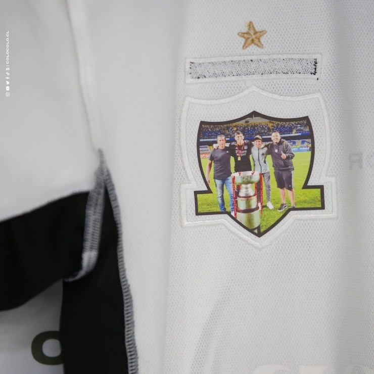 El lindo detalle de la camisetas del Cacique | Imagen: Colo Colo