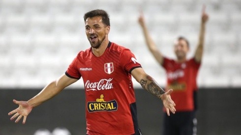 Gabriel Costa y la Selección Peruana enfrentan polémica tras viaje a Qatar