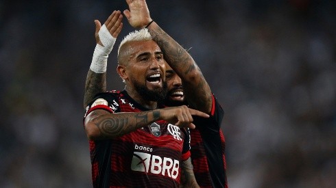 Vidal viene de anotar su segundo gol en Flamengo