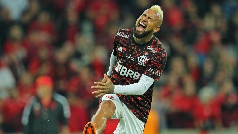 Vidal enciende las alarmas en Flamengo a días de la final de la Libertadores.