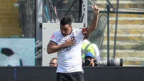 Esteban Paredes se despide del fútbol profesional.