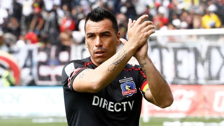 Ex Colo Colo Nicolás Peric Sorprende Y Afirma Que Esteban Paredes Se Retira Final De Año 