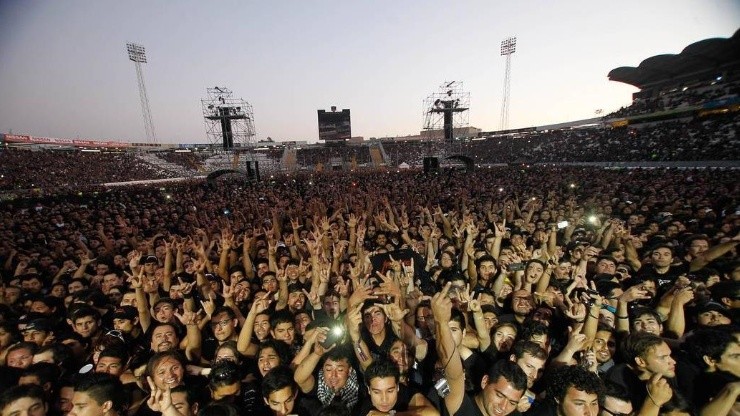 Ennio Morricone sonó en el Estadio Monumental durante el concierto de Metallica el año 2014.