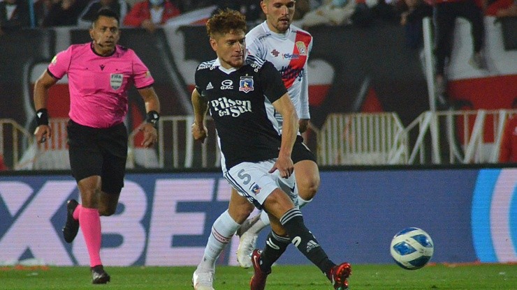 Gil asistió a Lucero para el 1-0 de Colo Colo sobre Curicó Unido.