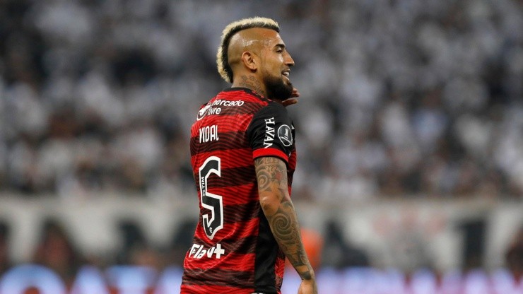 DT de Flamengo elogió el ingreso de Arturo Vidal ante Corinthians.