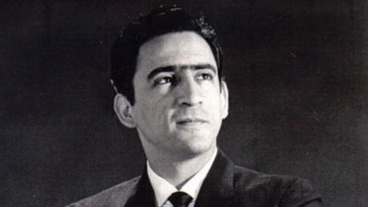 Mario Barrientos entonó el himno de Colo Colo en 1953