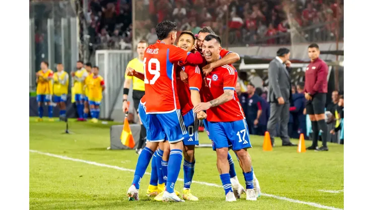 La Roja recibe a Colombia en el Monumental por la segunda fecha de las Eliminatorias.
