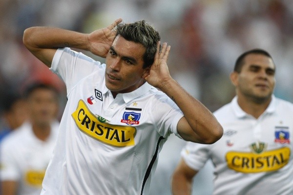 Esteban Paredes hizo su primer gol con Colo Colo en Copa Libertadores, en el triunfo 1-0 ante Deportivo Italia en el Estadio Monumental en la edición 2010