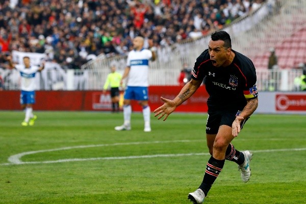 Esteban Paredes anotó un doblete en al consagración de los albos ante Universidad Católica.