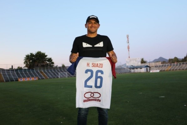 Suazo llegó para reforzar por la temporada 2020 a Deportes Santa Cruz.