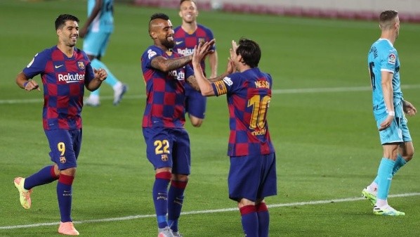 Vidal lucha por la titularidad en la recta final de la liga española.