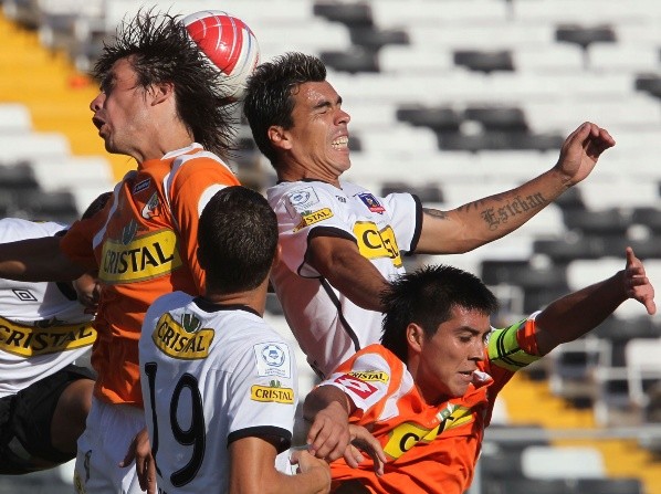 Paredes anotó un golazo en aquel empate a dos entre Colo Colo y Cobresal. El delantero evadió a tres defensores.