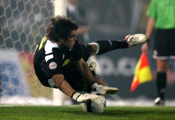 Claudio Bravo Claudio Bravo