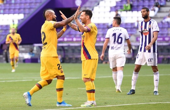 Arturo Vidal Lionel Messi Arturo Vidal Lionel Messi