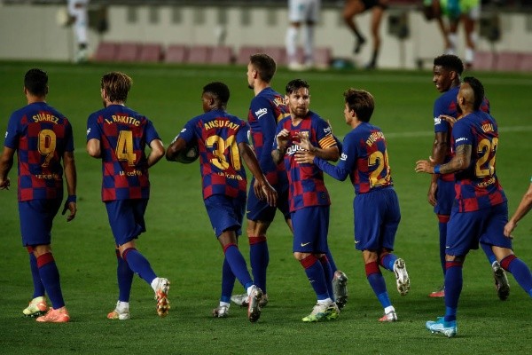 Vidal celebra junto a sus compañeros el golazo de Messi / FOTO: Getty Images