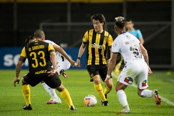Peñarol 3-0 Colo Colo Peñarol 3-0 Colo Colo