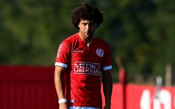 Falcón finalmente no llega a Colo Colo.