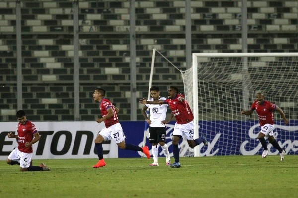 Colo Colo sumó un nuevo papelón a un año para el olvido / FOTO: Getty Images