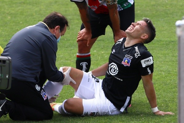 Óscar Opazo se lesionó de gravedad ante Palestino y dice adiós a la temporada / FOTO: Agencia Uno