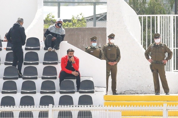 Gustavo Quinteros en el estadio Municipal de La Cisterna