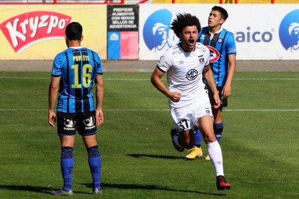 Maxi Falcón anotó su primer gol con la camiseta de Colo Colo. | Foto: Agencia UNO.