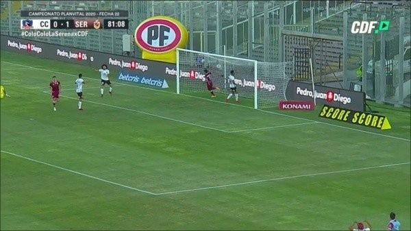 El momento de furia de Falcón con Insaurralde tras el gol de La Serena.