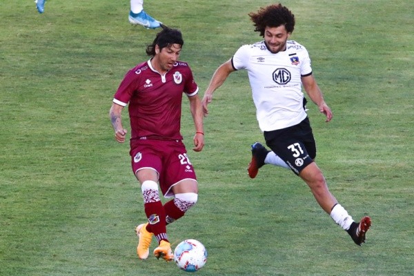 Maximiliano Falcón ha sido uno de los pocos jugadores rescatables en Colo Colo.