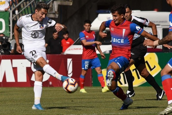 Colo Colo y Universidad Católica se verán las caras este sábado / FOTO: Agencia Uno