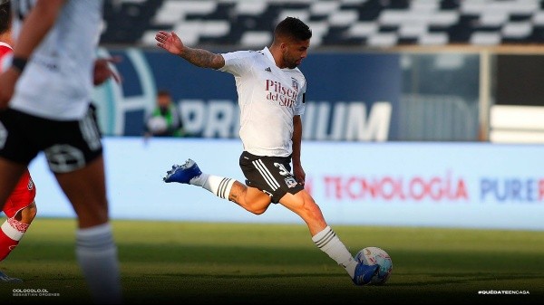 Ignacio Jara en el remate del gol ante Calera | Foto: Sebastián Órdenes Colo Colo Oficial
