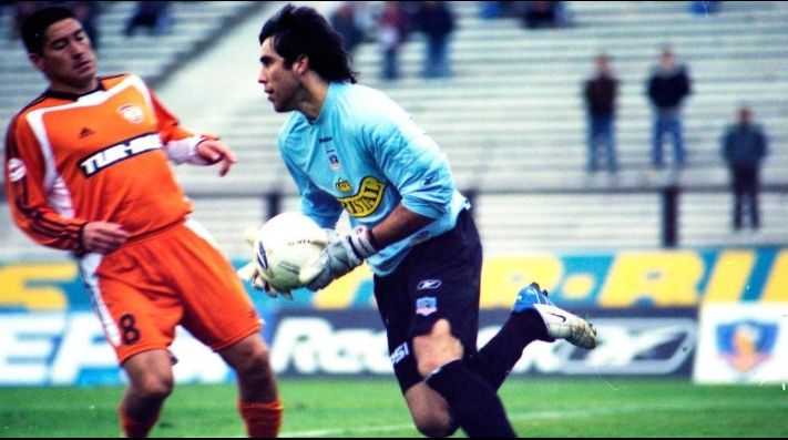 Claudio Bravo portero formado en el Monumental | Foto: Agencia Uno