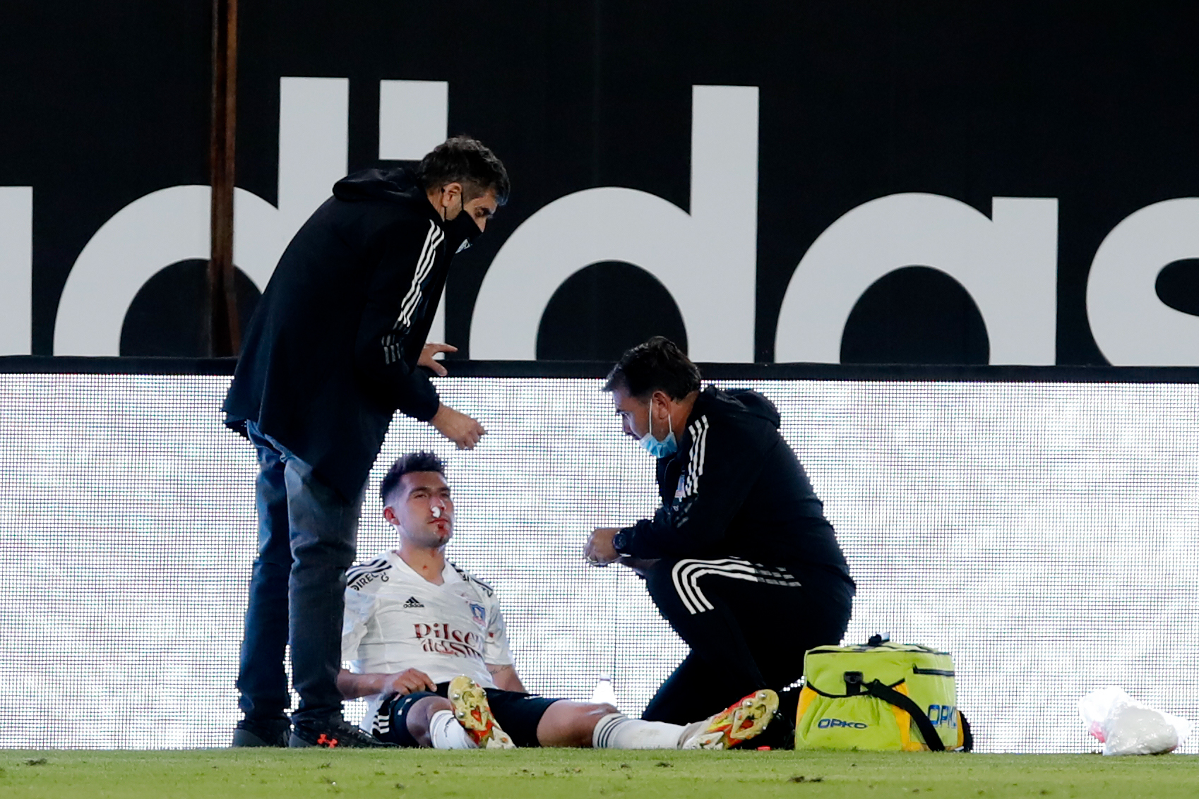 Gustavo Quinteros sigue sufriendo con las lesiones en este inicio de temporada. | Foto: Agencia UNO.